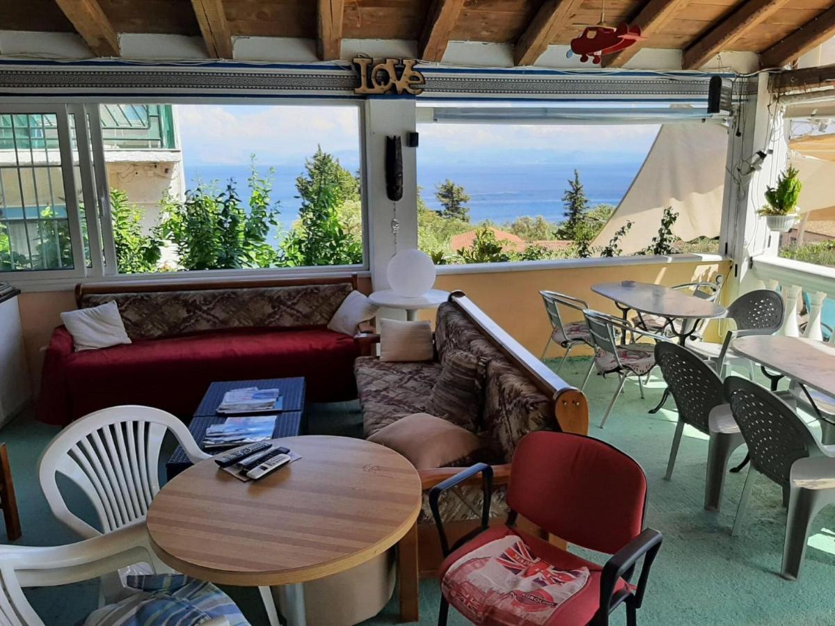 Cheerful In With Balcony Apartment Benitses (Corfu)